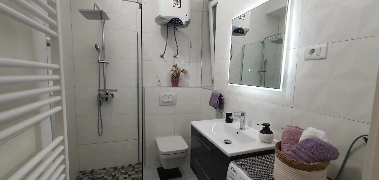 Home Of Music - Apartment In The Center Of Split 0*,